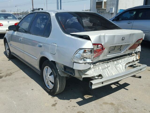 2HGEJ6613XH558485 - 1999 HONDA CIVIC BASE SILVER photo 3