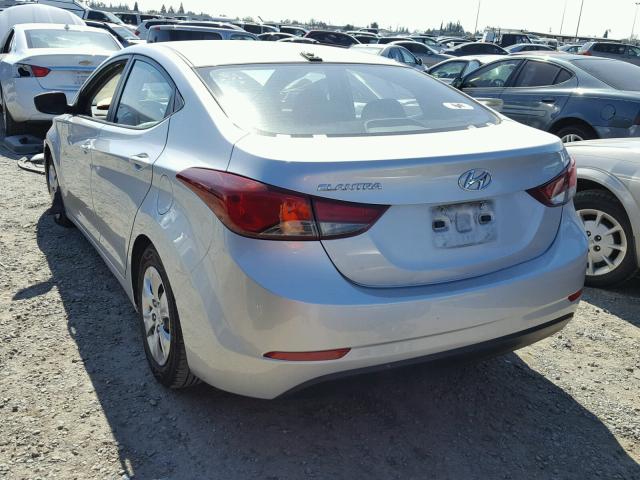 5NPDH4AE4GH697536 - 2016 HYUNDAI ELANTRA SE SILVER photo 3