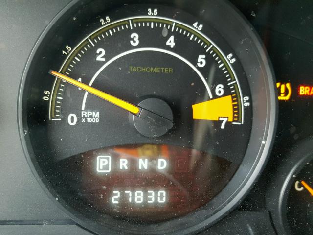 1C4NJCBA3FD400033 - 2015 JEEP COMPASS SP WHITE photo 8