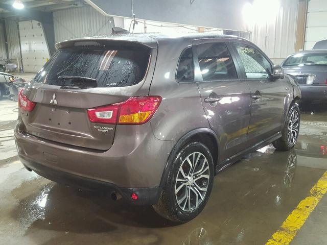 JA4AR3AU4HZ020931 - 2017 MITSUBISHI OUTLANDER BROWN photo 4