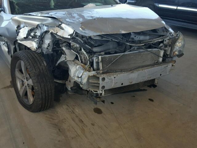 1G1ZC5E08CF117419 - 2012 CHEVROLET MALIBU 1LT 银色 照片 9