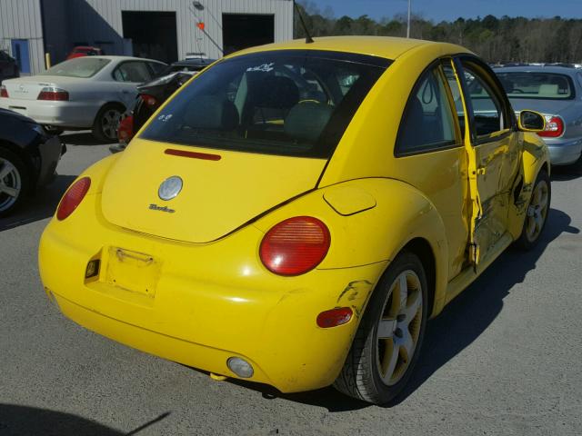 3VWCD21C72M453101 - 2002 VOLKSWAGEN NEW BEETLE 黄色 照片 4