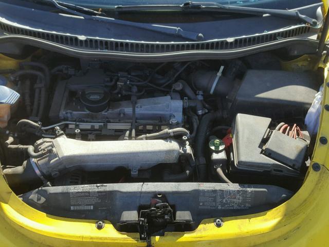 3VWCD21C72M453101 - 2002 VOLKSWAGEN NEW BEETLE 黄色 照片 7