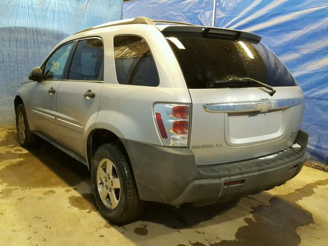 2CNDL23FX56018598 - 2005 CHEVROLET EQUINOX LS SILVER photo 3