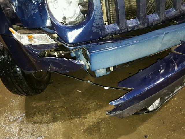 1C4NJRBB4GD805394 - 2016 JEEP PATRIOT SP BLUE photo 9