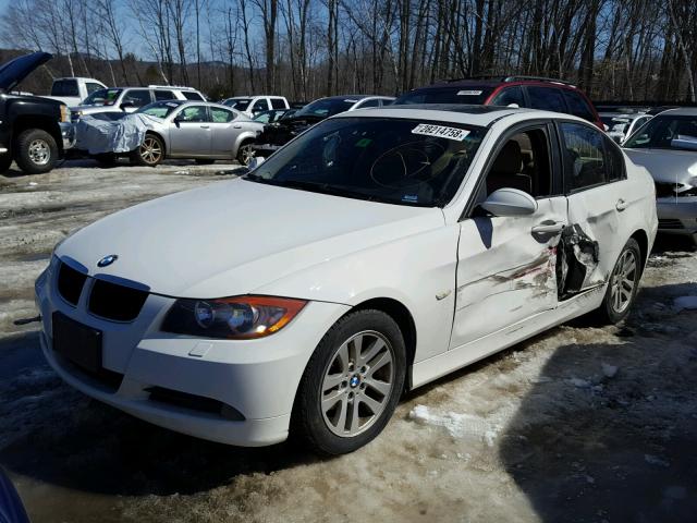 WBAVD13506KV08793 - 2006 BMW 325 XI WHITE photo 2