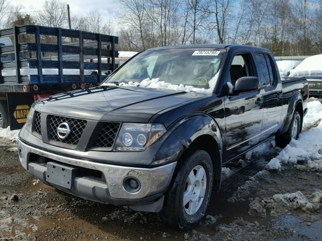 1N6AD09W97C430762 - 2007 NISSAN FRONTIER C BLACK photo 2