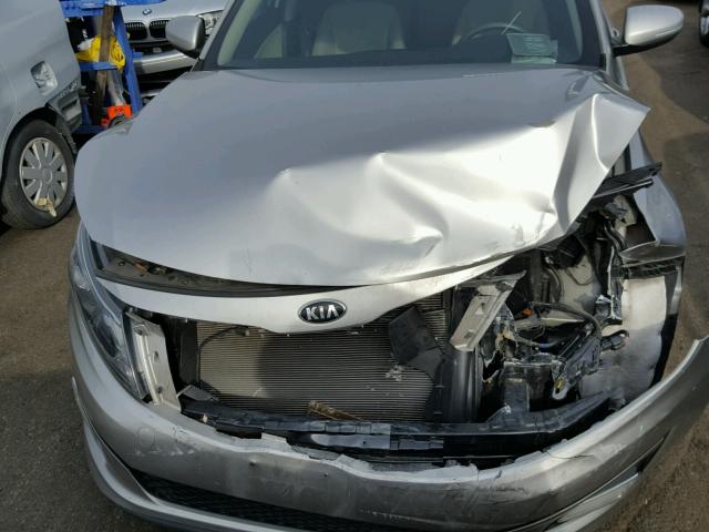 KNAGM4A70E5475967 - 2014 KIA OPTIMA LX SILVER photo 7