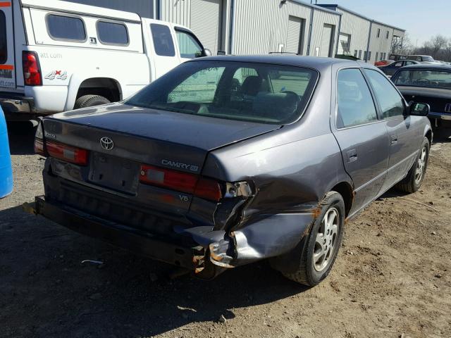 4T1BF22KXVU022259 - 1997 TOYOTA CAMRY CE GRAY photo 4