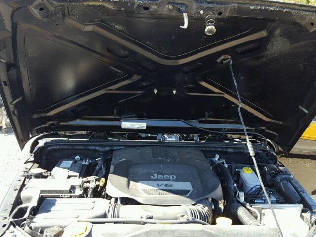 1C4AJWAG4HL551168 - 2017 JEEP WRANGLER S შავი ფოტო 7