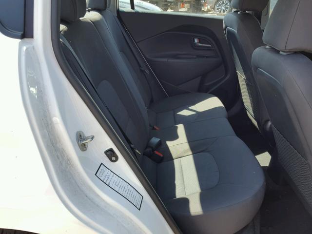 KNADM4A34F6504463 - 2015 KIA RIO LX Սպիտակ լուսանկար 6