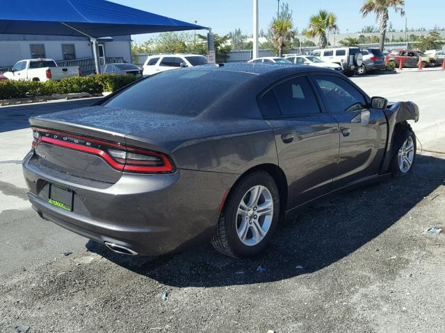 2C3CDXBGXFH771613 - 2015 DODGE CHARGER SE GRAY photo 4