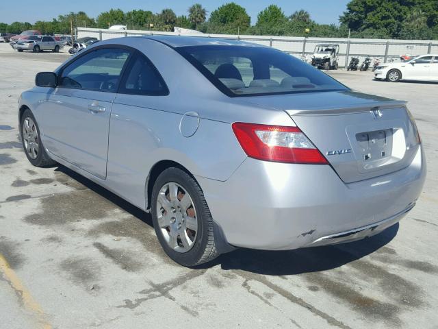 2HGFG12658H539171 - 2008 HONDA CIVIC LX SILVER photo 3