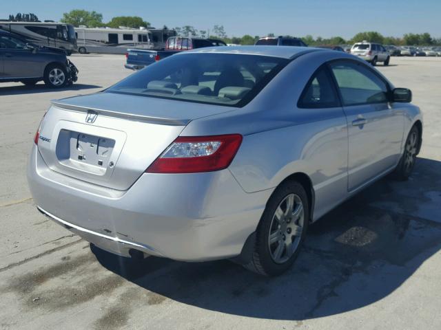 2HGFG12658H539171 - 2008 HONDA CIVIC LX SILVER photo 4