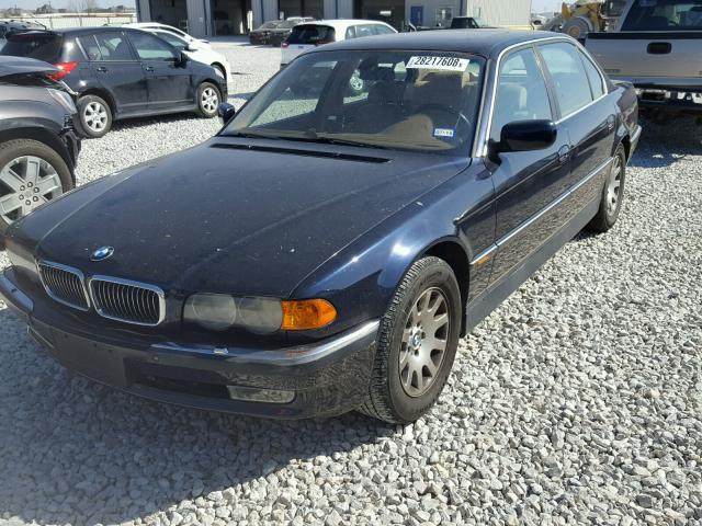 WBAGH8341YDP16122 - 2000 BMW 740 IL BLUE photo 2