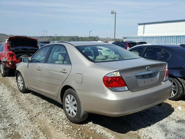 4T1BE32K65U427835 - 2005 TOYOTA CAMRY LE GOLD photo 3