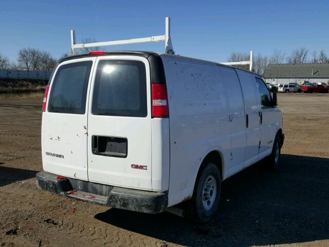 1GTHG35V651165203 - 2005 GMC SAVANA G35 WHITE photo 4