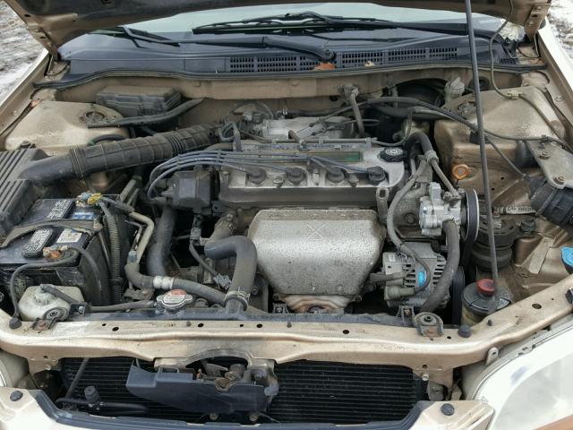 1HGCG6557YA043547 - 2000 HONDA ACCORD LX BEIGE photo 7