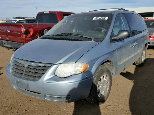 2A4GP54LX6R757556 - 2006 CHRYSLER TOWN & COU BLUE photo 2