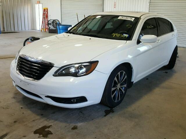 1C3CCBBG8CN258367 - 2012 CHRYSLER 200 TOURIN WHITE photo 2