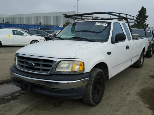 1FTZX172XYNB38076 - 2000 FORD F150 WHITE photo 2