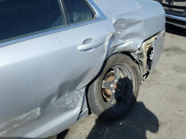 1G1ZC5E0XAF287102 - 2010 CHEVROLET MALIBU 1LT 银色 照片 9