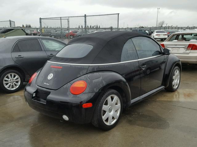 3VWCD21Y83M329836 - 2003 VOLKSWAGEN NEW BEETLE 黑色 照片 4