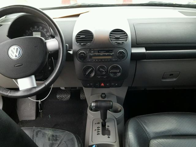 3VWCD21Y83M329836 - 2003 VOLKSWAGEN NEW BEETLE 黑色 照片 9