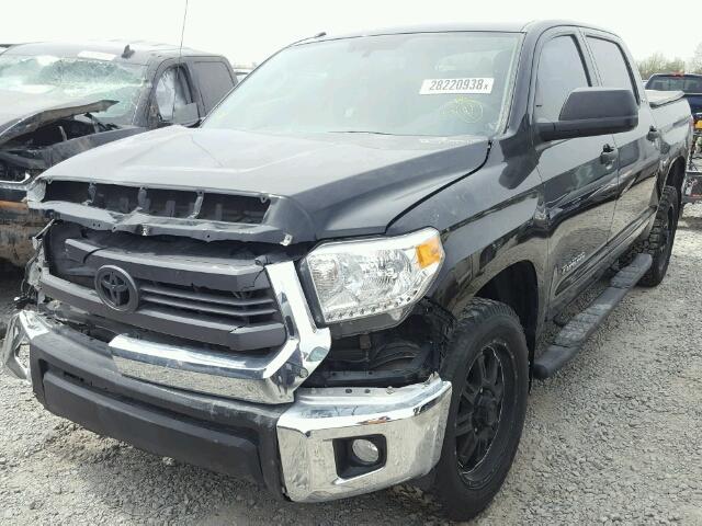 5TFEM5F1XFX093097 - 2015 TOYOTA TUNDRA CRE BLACK photo 2