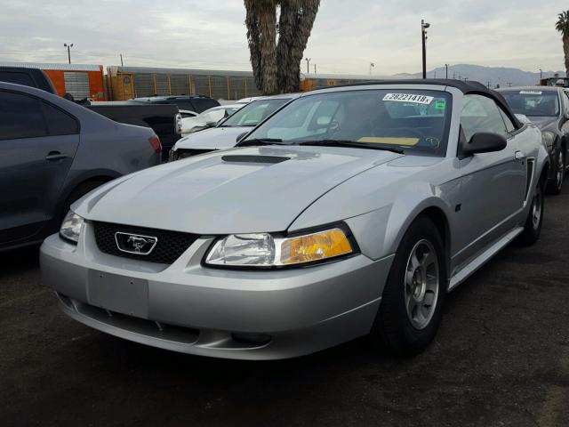 1FAFP45X4YF178088 - 2000 FORD MUSTANG GT SILVER photo 2