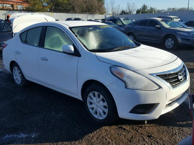 3N1CN7AP9HL860578 - 2017 NISSAN VERSA S WHITE photo 1