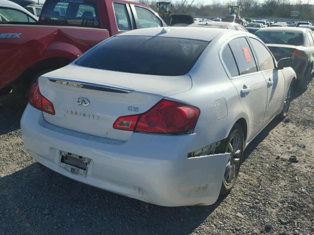 JNKBV61E68M211150 - 2008 INFINITI G35 WHITE photo 4