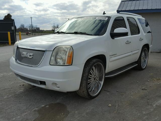 1GKFK63858J131170 - 2008 GMC YUKON DENA WHITE photo 2