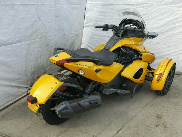 2BXNCBC14DV000714 - 2013 CAN-AM SPYDER ROA YELLOW photo 4