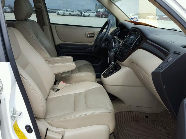 JTEGF21AX10002996 - 2001 TOYOTA HIGHLANDER WHITE photo 5