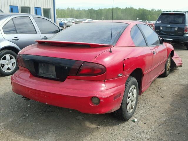 1G2JB1241Y7445715 - 2000 PONTIAC SUNFIRE SE RED photo 4