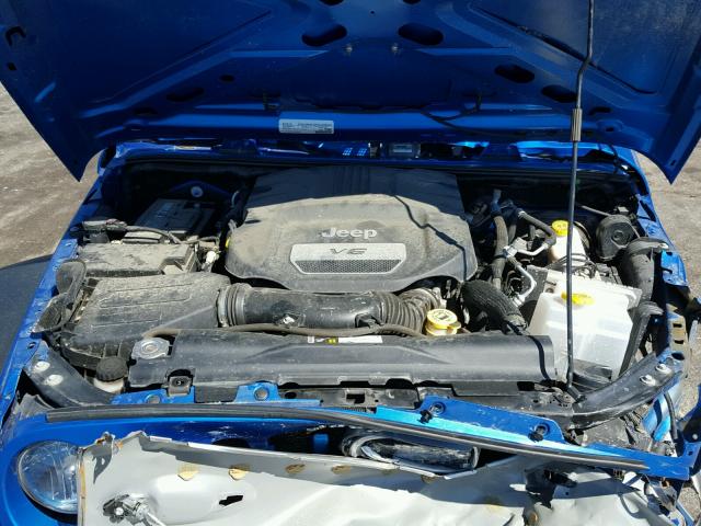 1C4AJWAG5FL738755 - 2015 JEEP WRANGLER S ლურჯი ფოტო 7