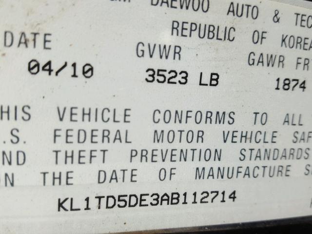 KL1TD5DE3AB112714 - 2010 CHEVROLET AVEO LS BLACK photo 10