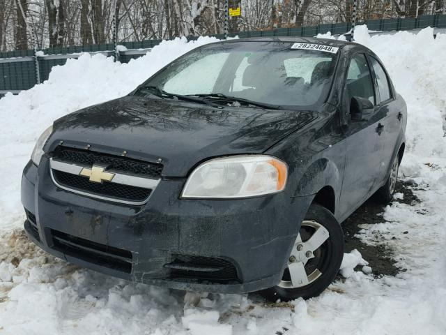 KL1TD5DE3AB112714 - 2010 CHEVROLET AVEO LS BLACK photo 2