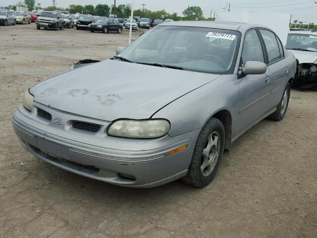 1G3NG52M0X6318920 - 1999 OLDSMOBILE CUTLASS GL 银色 照片 2