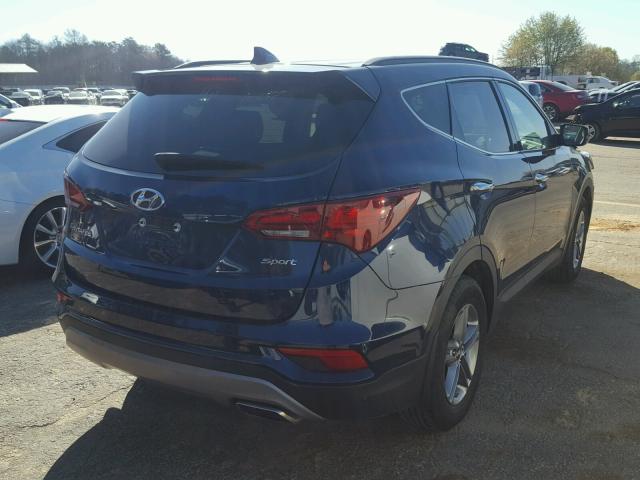 5XYZU3LB6HG462708 - 2017 HYUNDAI SANTA FE S BLUE photo 4