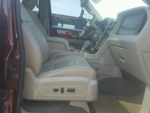 5LMJJ3J5XBEJ02353 - 2011 LINCOLN NAVIGATOR 栗色 照片 5