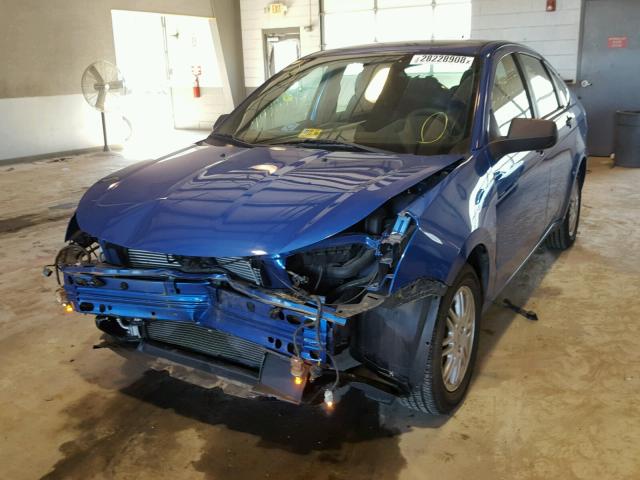 1FAHP3FN7BW187696 - 2011 FORD FOCUS SE BLUE photo 2