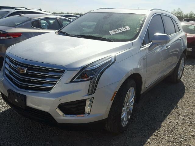 1GYKNCRS9HZ184548 - 2017 CADILLAC XT5 PREMIU SILVER photo 2