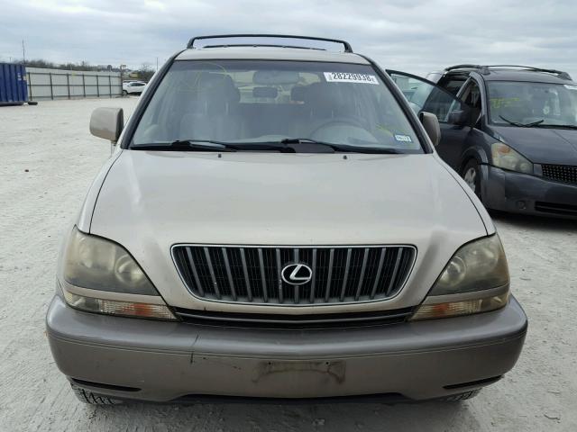 JT6GF10U2X0017566 - 1999 LEXUS RX 300 BEIGE photo 9