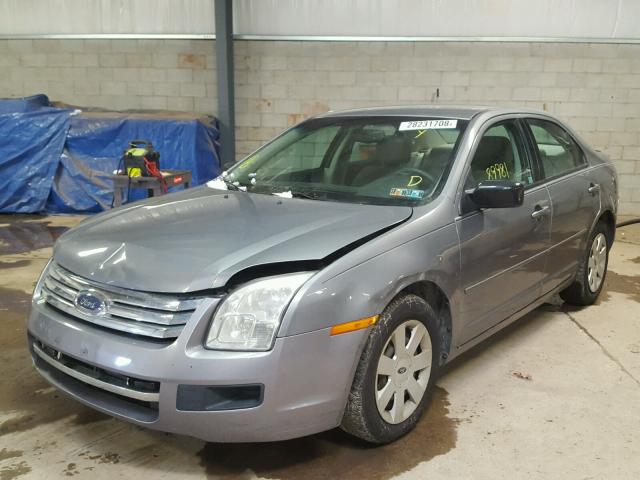 3FAFP06Z16R116463 - 2006 FORD FUSION S GRAY photo 2