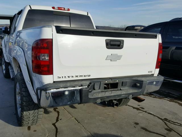 3GCPKTE36BG200764 - 2011 CHEVROLET SILVERADO WHITE photo 3