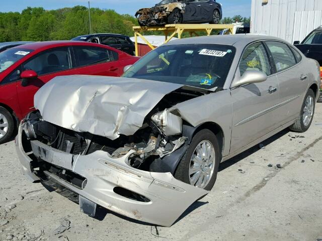 2G4WD582381367052 - 2008 BUICK LACROSSE C GOLD photo 2