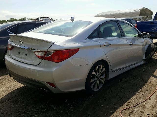 5NPEC4AC7EH928105 - 2014 HYUNDAI SONATA SE SILVER photo 4