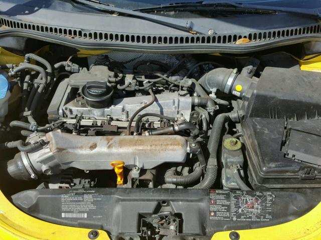 3VWCD21C02M448936 - 2002 VOLKSWAGEN NEW BEETLE 黄色 照片 7